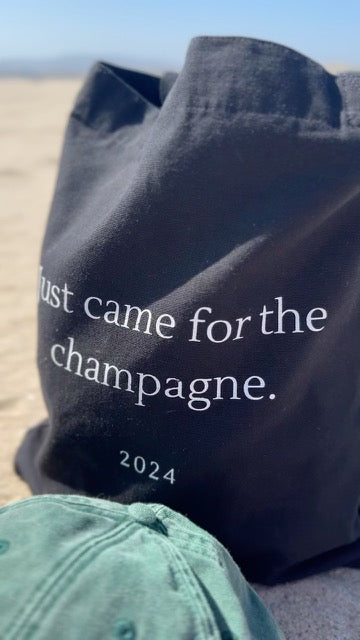 Just came for the Champagne - Woven tote bag