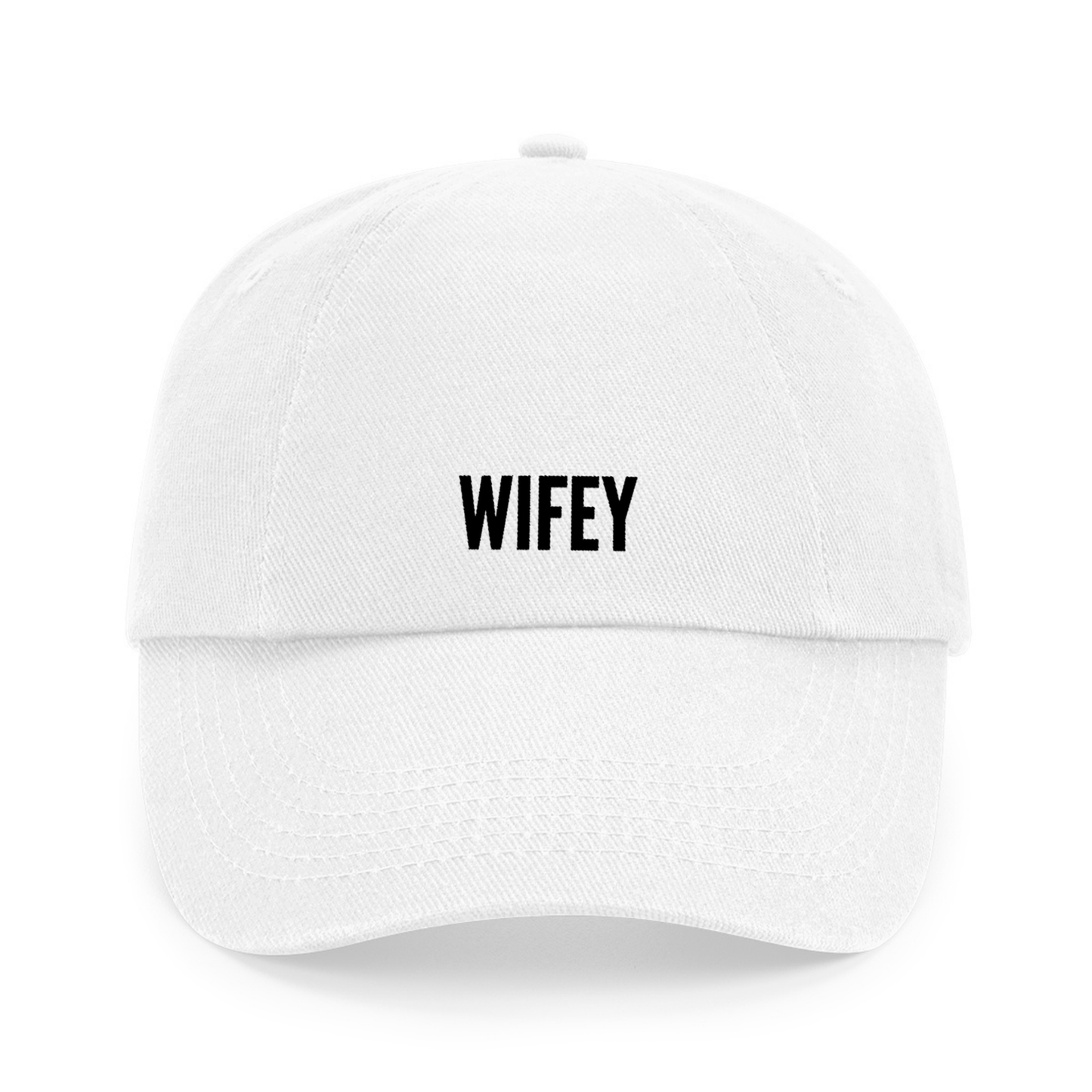 Weiße Vintage Cap mit schwarzer Stickerei „WIFEY“ – Bridal & Wedding Statement Hat, Geschenkidee für Ehefrauen & Bride-to-be – Adept Studios